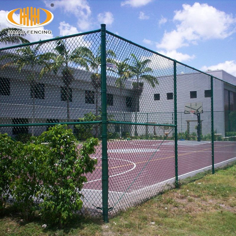 2021 New Arrival Black PVC Coated Chainlink Fence Chain Link Fence for football Playground