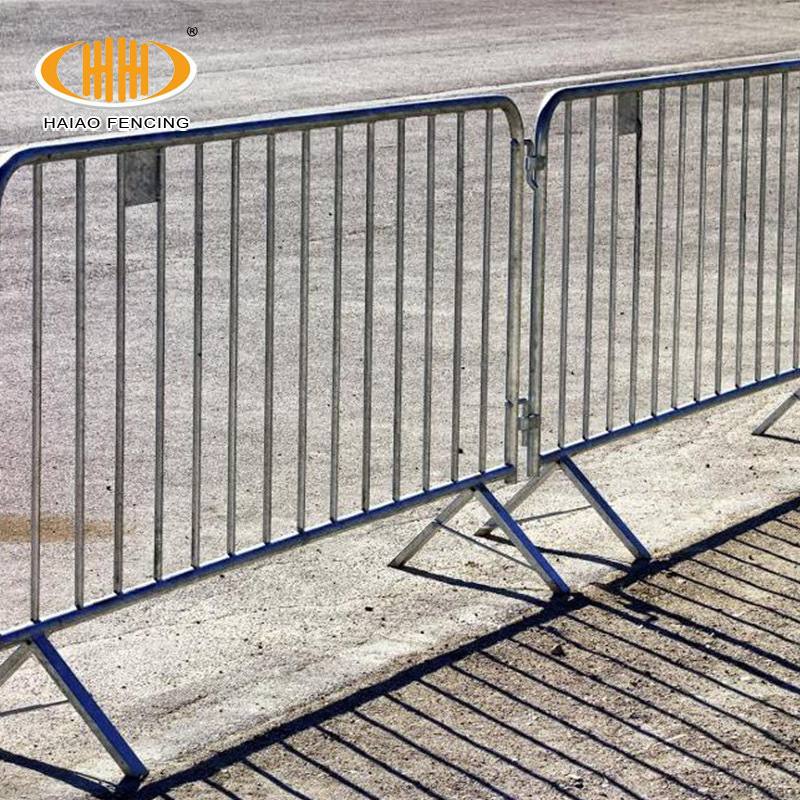 Factory supply galvanized and powder coated traffic security barrier steel barricade for events