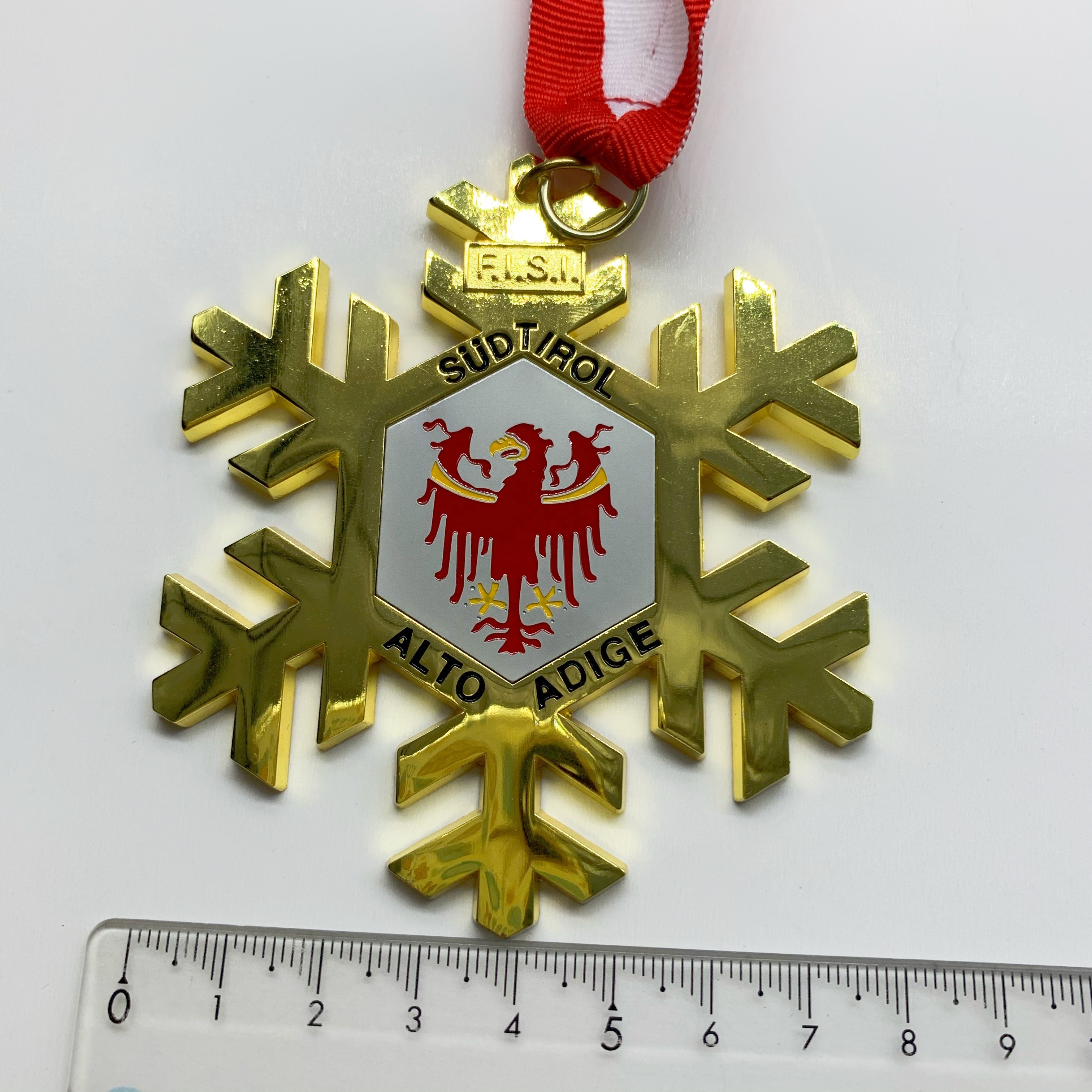 Snowflake Souvenir Medal 3d cut out casting carnival sport medal customized medal with ribbon