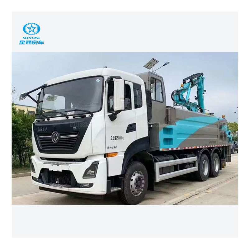 Hydraulic highway cleaner vehicle wash tunnel wall guardrail cleaning truck with high 360 rotator brushes