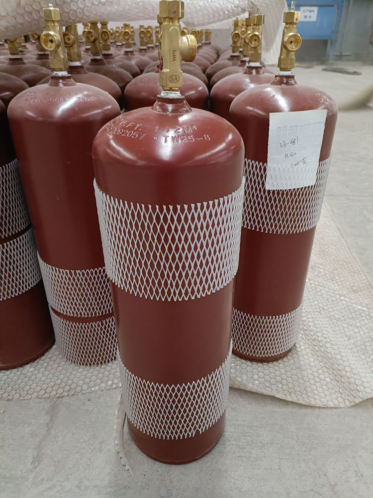 Wholesale 7.6-8.0L Acetylene C2H2 Gas Cylinder Industrial Empty Dissolved Acetylene Gas Cylinder