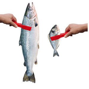 Selco Plastic Fish Catcher Multifunctional Fish Clip Barbecue Clip Fishing Supplies Fishing Accessories Fishing gripper