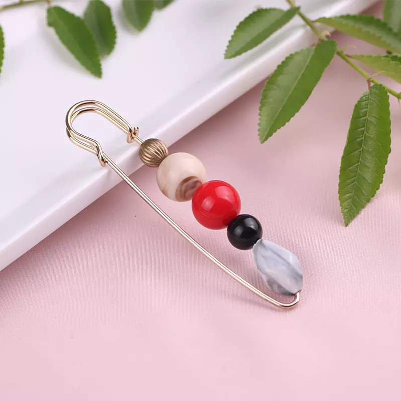 Factory hot sale gold and silver stainless steel safety loop pearls fine jewelry muslim scarf hijab safety brooch pins