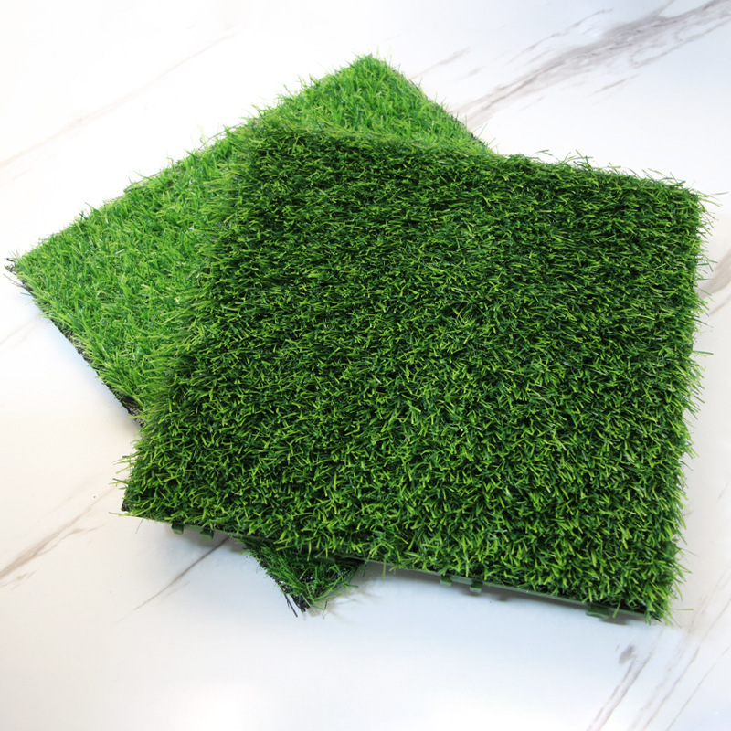 Wholesale Artificial Green Synthetic Grass Carpet Mat Indoor Outdoor For Decoration Landscaping