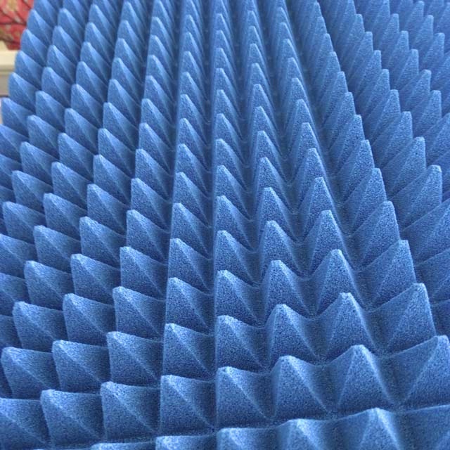 High Absorption Pyramidal Foam Absorber for Anechoic Chamber