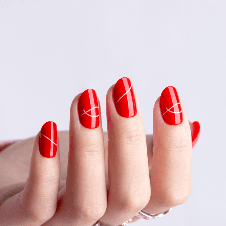 2023 New Arrivals Best Artificial Short Glue On Nails Simple Red Fake Nails For 8 Year Olds