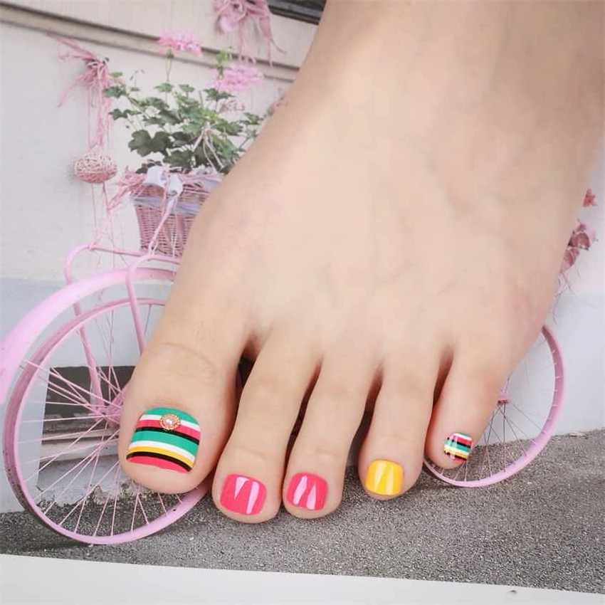 Custom Logo Design Free Sample Sticky Best Fake Toenails French Toe Nail Designs