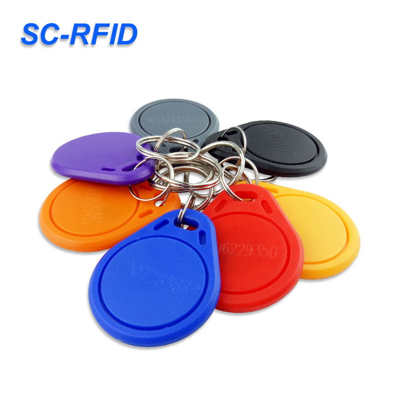 Factory wholesale induction access card 125Khz/13.56Mhz non-contact plastic RFID Key Fob