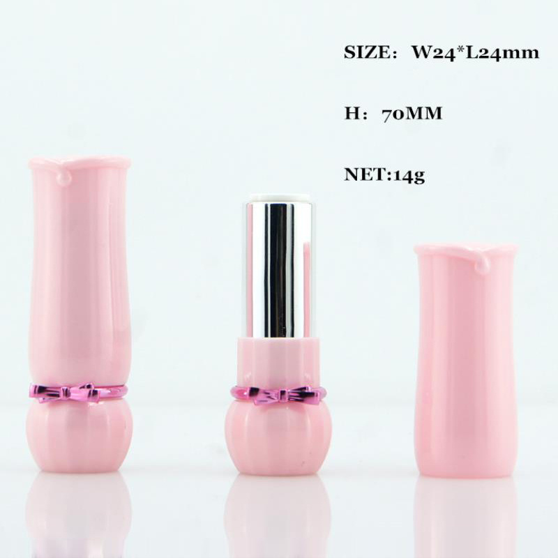 P72 4.3g 4.3ml in stock ready to ship high quality durable pink bow candy shape lip balm lipstick tube