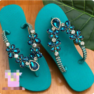 Factory Supply High Quality Crystal Flip Flops Accessory Rhinestone Bridal Slippers Fashion Woman Wedding Flip Flop decoration