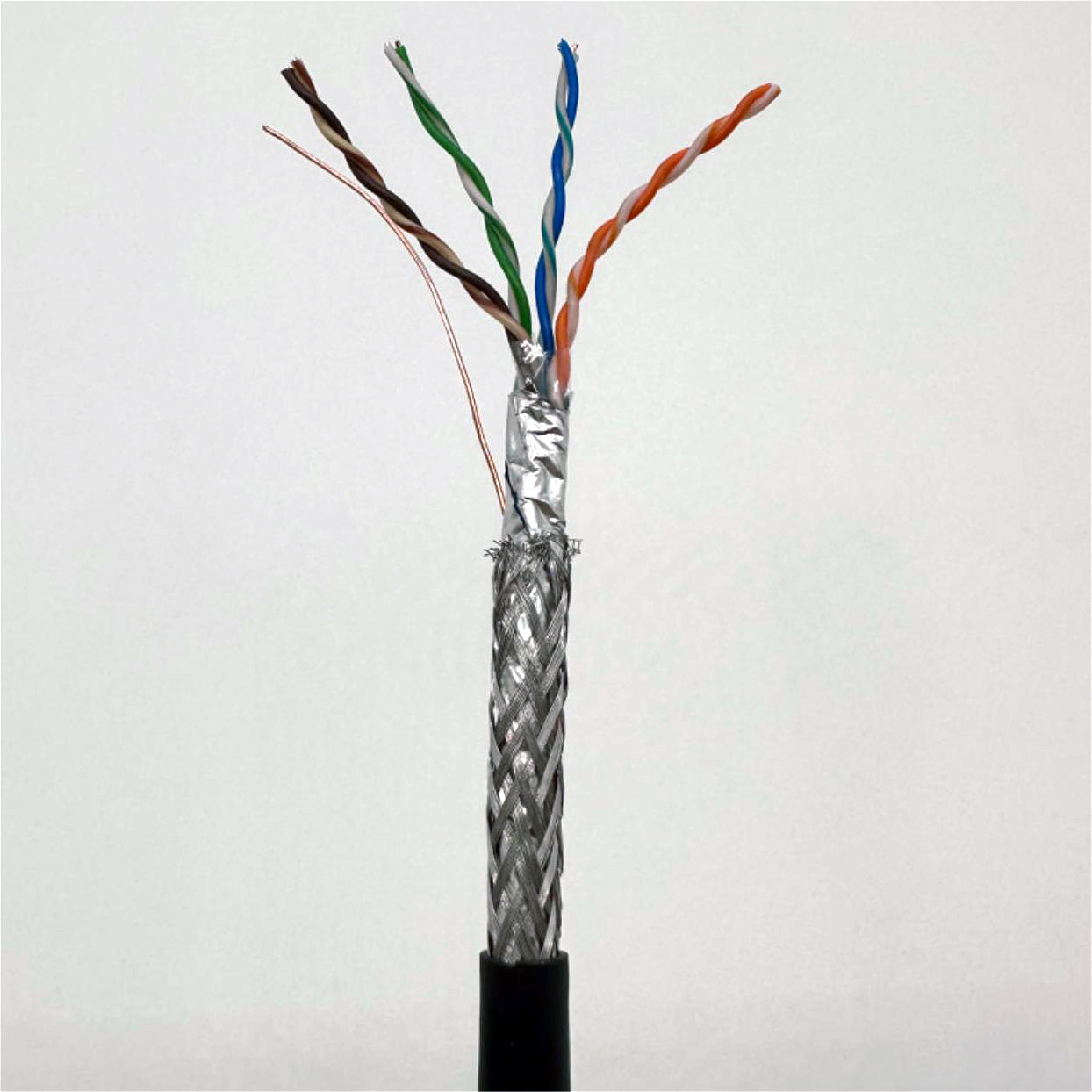 Customized 1000ft 305m network Cat6 wholesale price cat6a cat6 cable 305m roll price cable utp ftp cat 6 shielded network cable