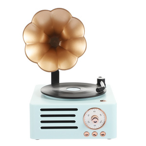 Factory Mini Blue tooth Sound box Nostalgic Retro Rotating Phonograph Speaker with Fm Radio