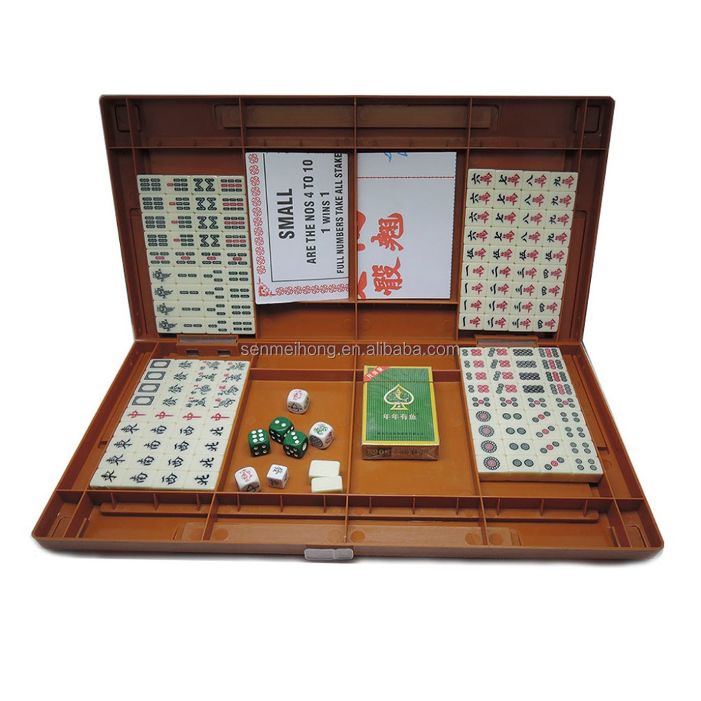 2.3CM Portable Ivory Color Mini 4 In 1 Traveling Mahjong Set with Folding Table