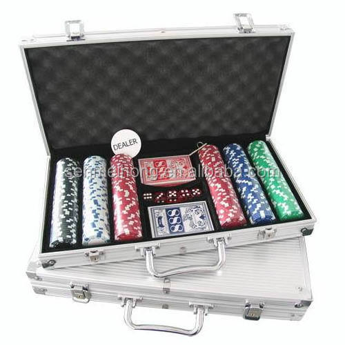 cheap and quality plastic poker chips with board game