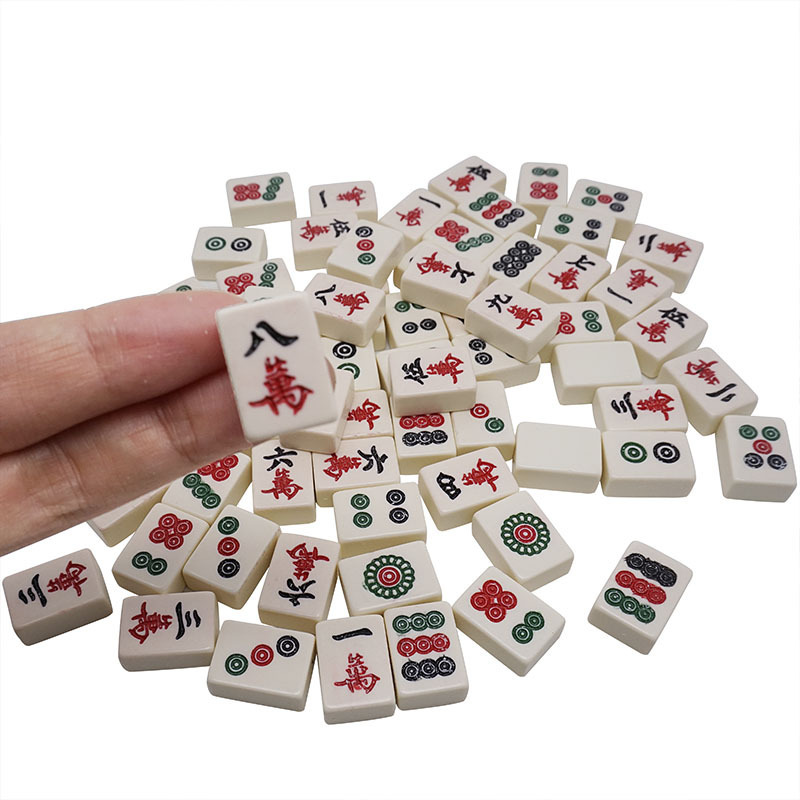 Hot sale 1.8 cm Chinese Mahjong 6 in 1 box game set with Mahjong folding table set