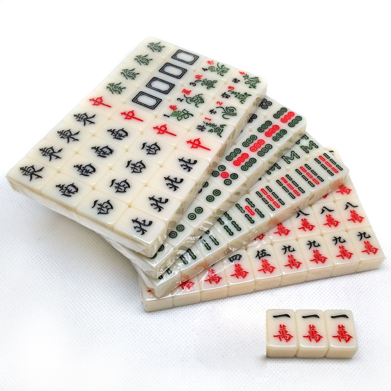 custom Hot Sale Black Box 2.0 China Mini Travel Portable Mahjong set ivory Topaz Green White with U Shape Ruler