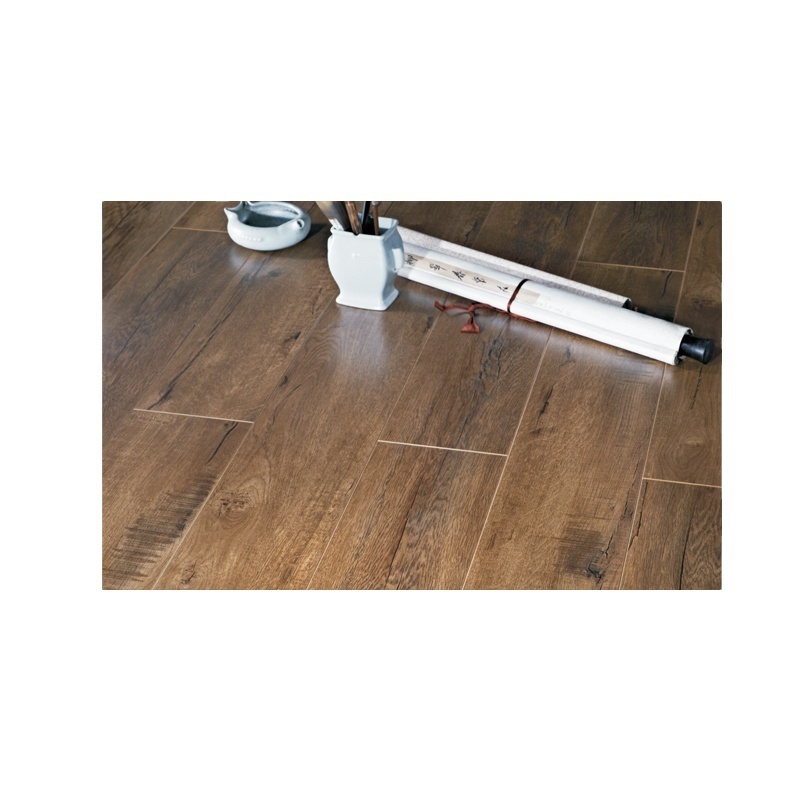 12Mm Highlands Oak Diamond Plate Laminate Flooring Made In Usa High Gloss Engineered Flooring