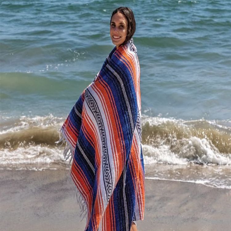 Wholesale Custom Cotton Falsa Blankets Woven Waterproof Beach Camping Towel Bulk Wool Mexican Blanket For Home Decor