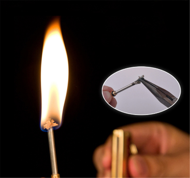 Free Fire Metal Retro Match Lighter Kerosene Oil Flame Lighter Creative Men's Gift Can Be Refueled Lighter