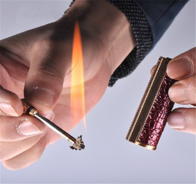 Free Fire Metal Retro Match Lighter Kerosene Oil Flame Lighter Creative Men's Gift Can Be Refueled Lighter