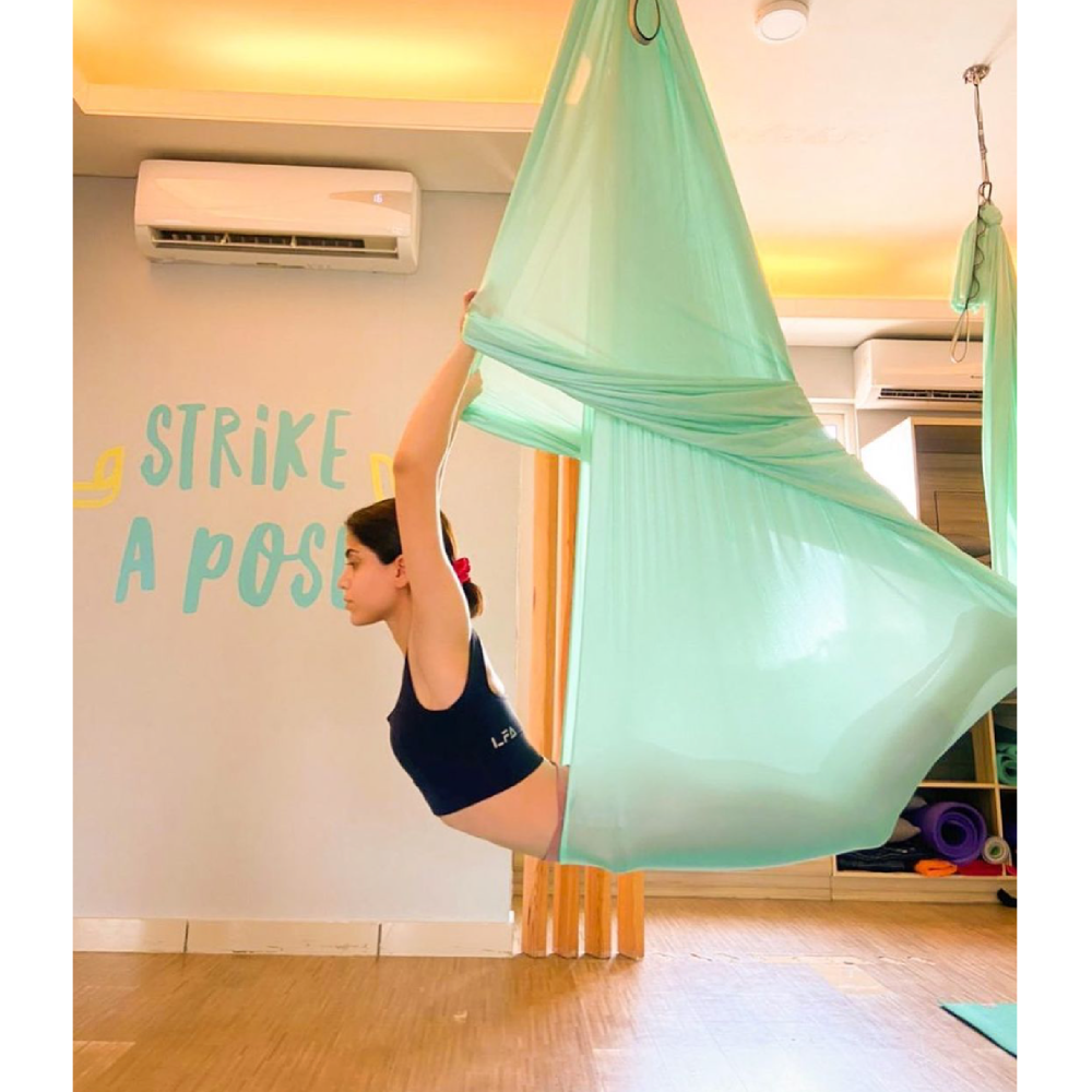 Yoga Hammock Full Set Handles Aerial Yoga Ceiling Hammock Flying Swing Chair Trapeze Yoga Inversion Device Home Hanging Belt