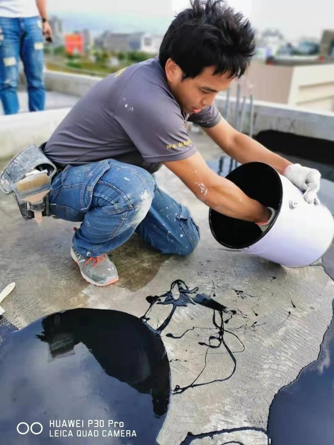 Liquid rubber waterproofing modified silicone coating for concrete roof concrete floor protection