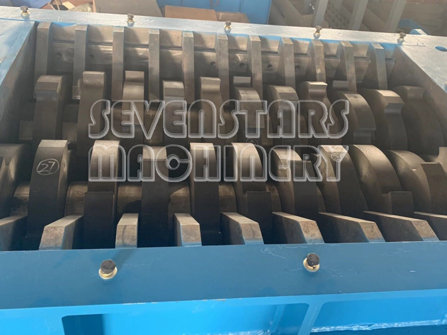 Sevenstars Double Two Shaft Shredder for Recycling Metal Scraps Tires Waste Plastic Wood