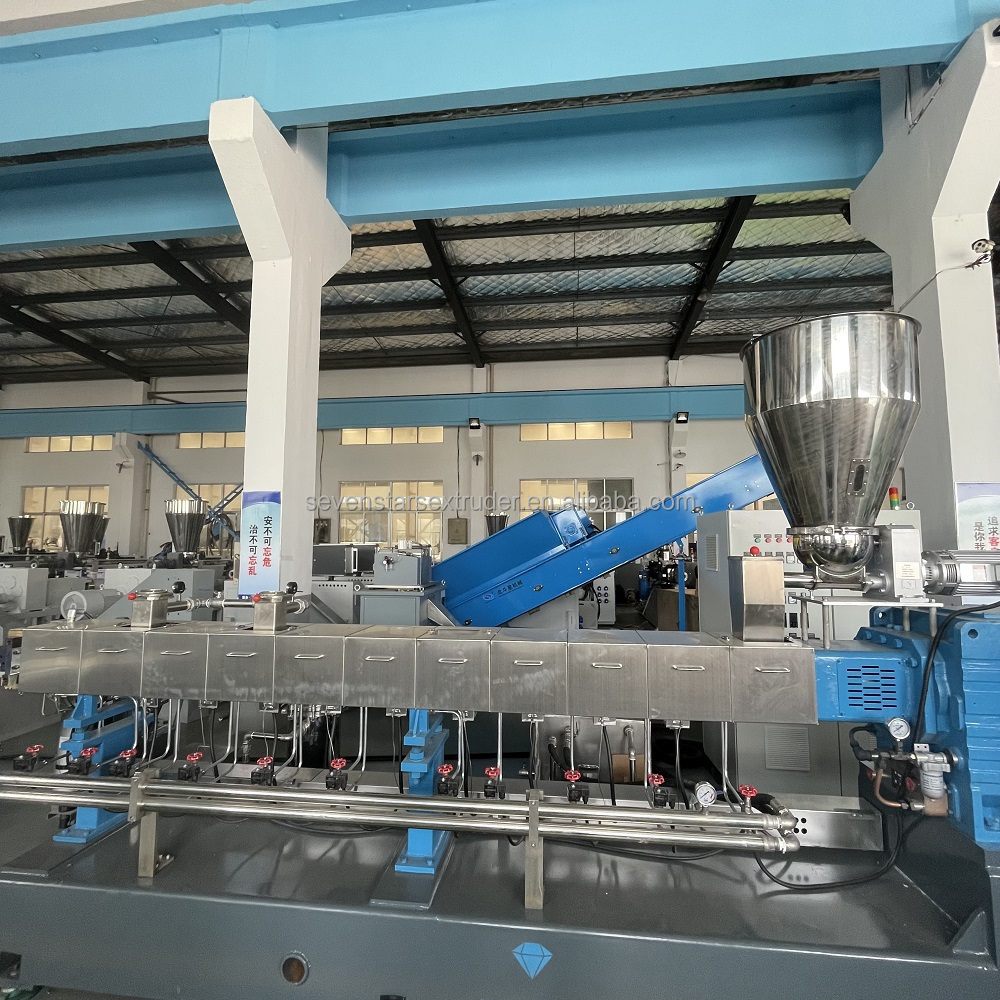 PET Bottle Recycling Machine Line to Make Plastic Pallets. Granulating Machine PP PE Washing Recycling Pelleting 150-250kgh