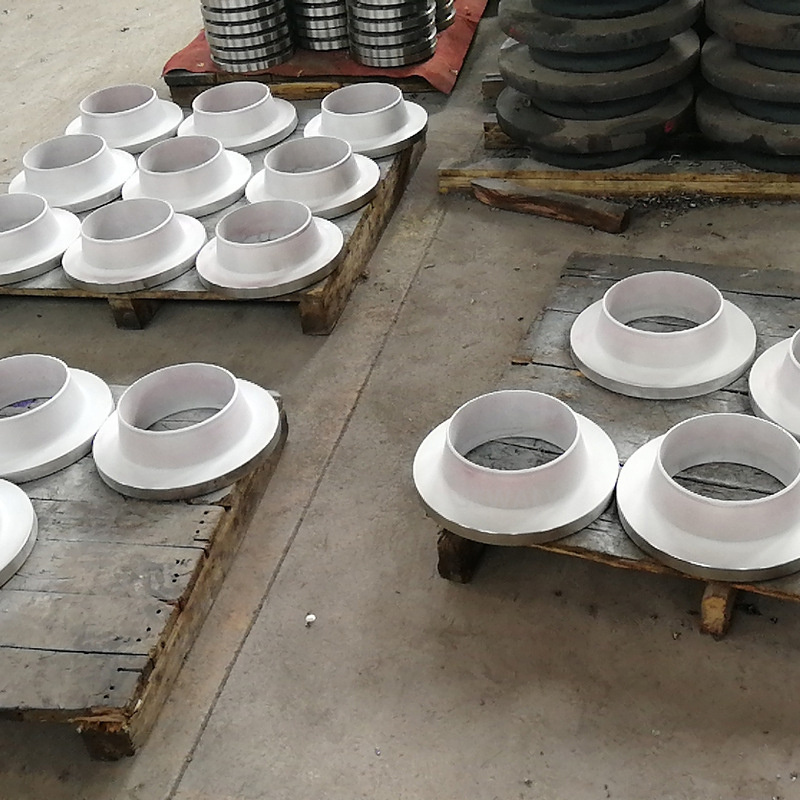 Cost-Effective DIN EN1092 Blind Flanges for Industrial Piping Solutions