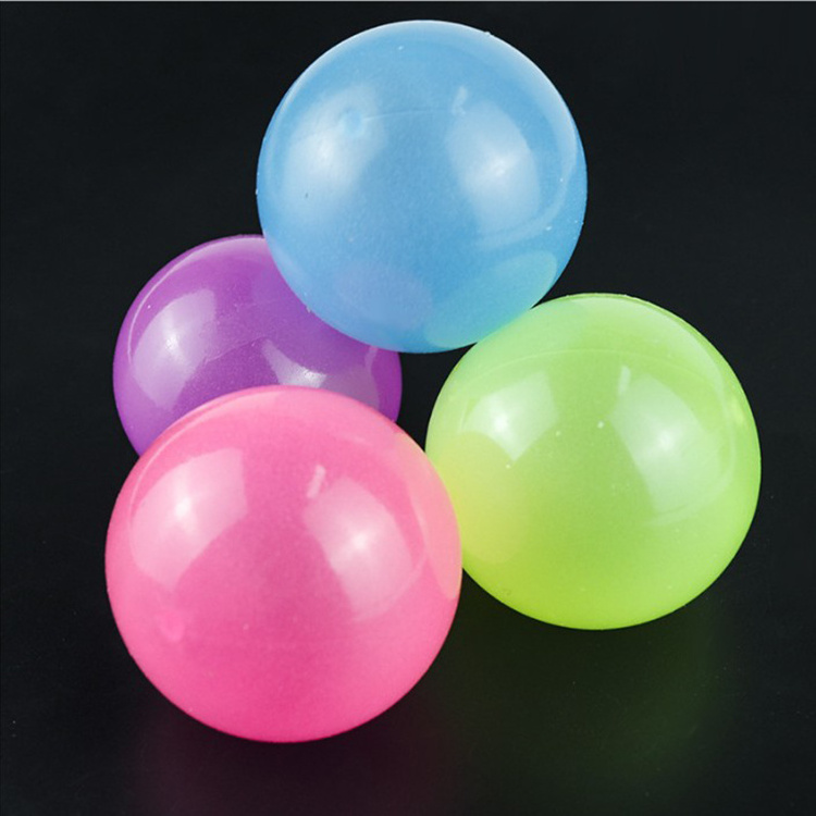 Bulk Luminescent Stress Relief Ball Sticky to The Wall Slowly Fall Off Glow in dark Stress Relief Toys for Kids