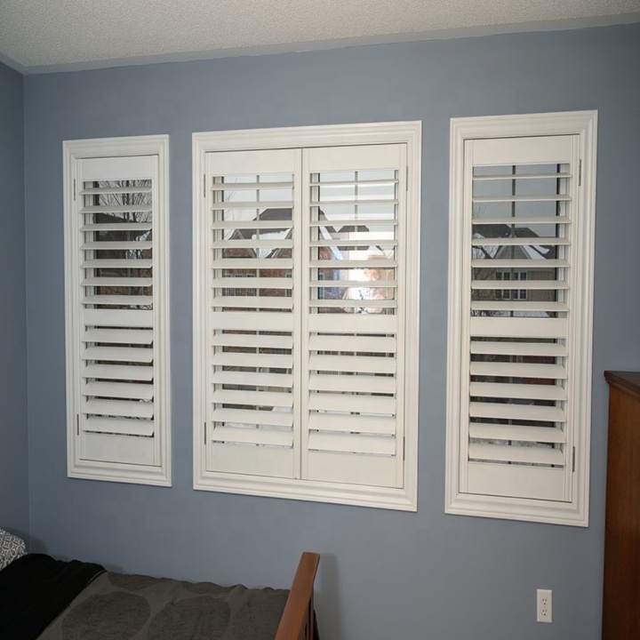 Customizing Durable design pvc plastic blade plantation PVC wooden shutters windows blinds shades & rolling wood shutters