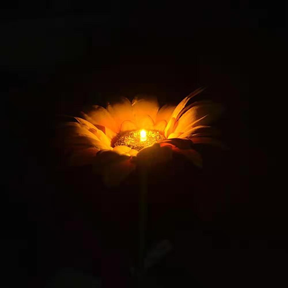 Outdoor Solar Powered Sunflower LED Light Garden Waterproof Lamp For Garden Backyard Lawn Decoration