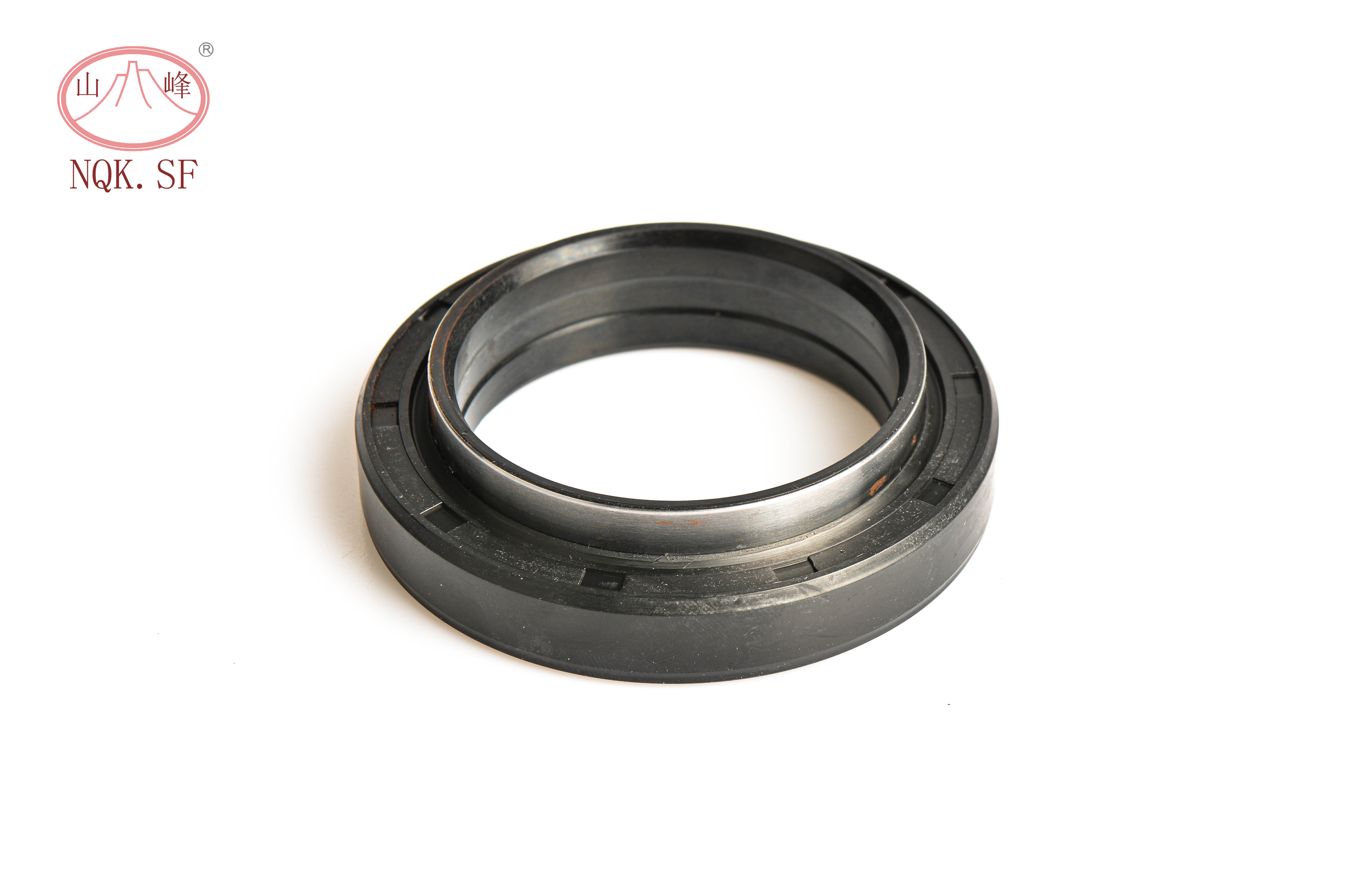 NQK Rubber NBR FKM Oil Seal Skeleton Oil Seal Metal Dust Lip Machine Rotary Shaft OIL SEAL