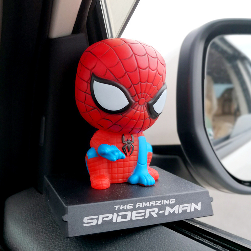 Wholesale Marvel Superhero Bat Spider Iron Hulk Captain Venom Thanos Bobble Head Doll Avengers Bobblehead Car Decoration