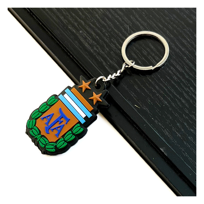 Hot Selling Football Team Club Pendant Charm Keyring Fans Souvenir Country Flag Soccer Ball Rubber PVC Keychain