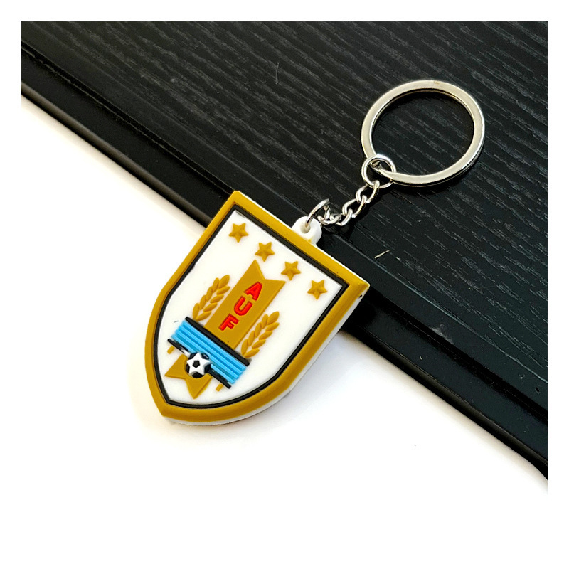 Hot Selling Football Team Club Pendant Charm Keyring Fans Souvenir Country Flag Soccer Ball Rubber PVC Keychain