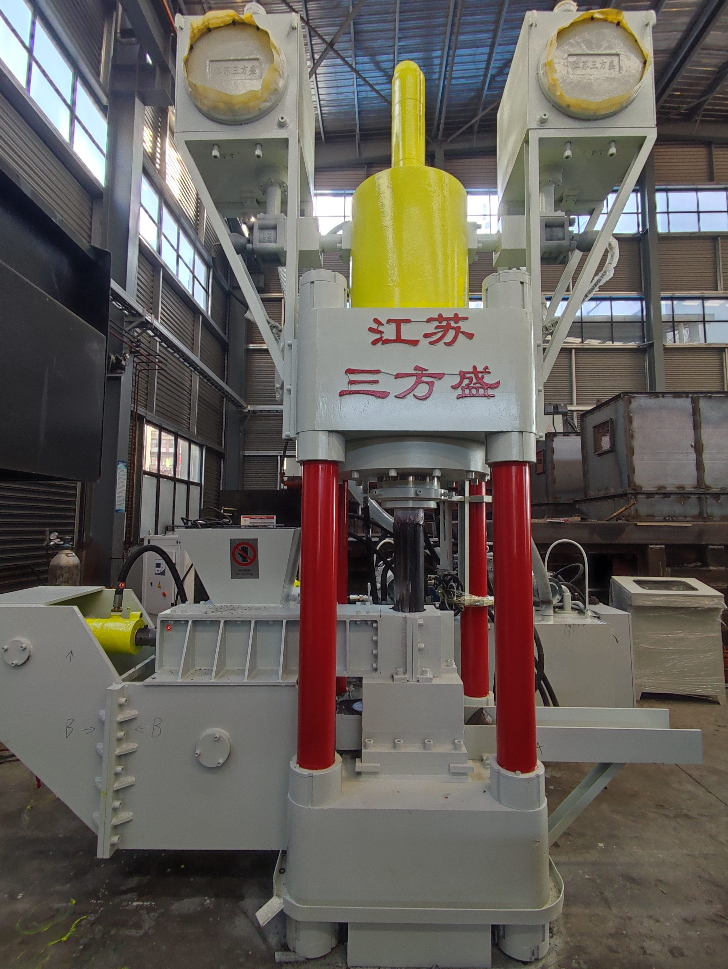 Y83-630 Vertical Hydraulic cast iron metal chip briquette aluminum sawdust briquetting press machine