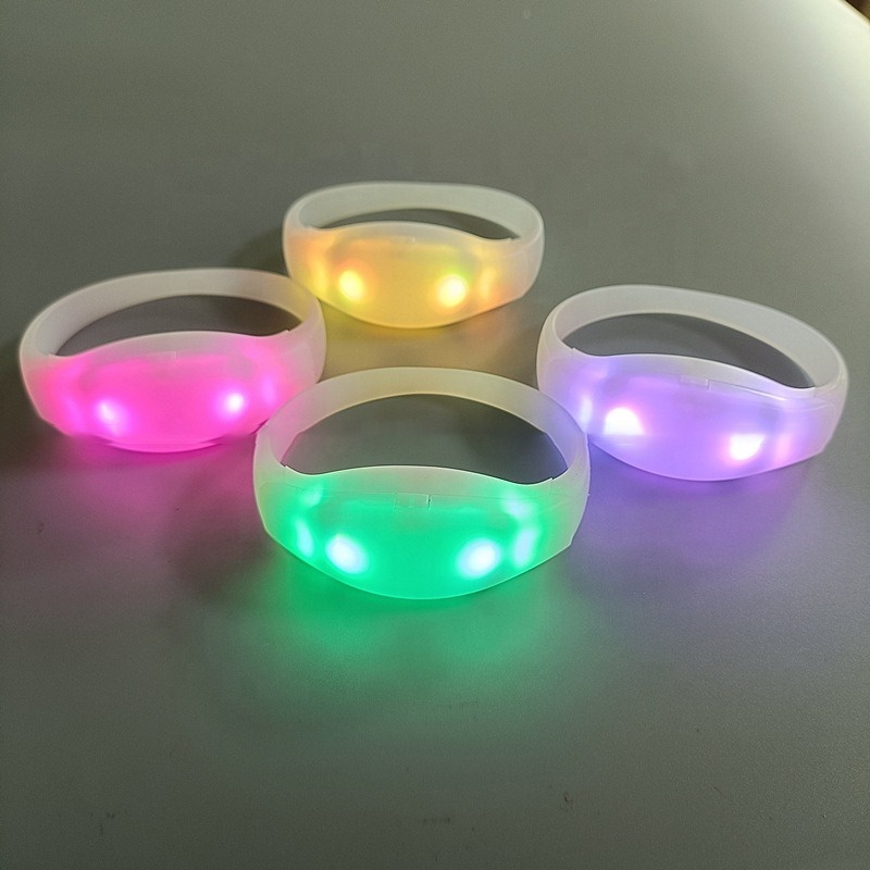 Event Festival Party Flash Up Concert Sound Activated Remote Silicone Light Led Bracelet Custom Logo Dmx Control Led Wristband