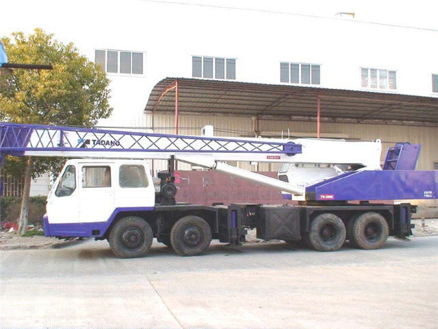 Used mobile crane 30T TG-300E tadano truck crane for sale,TADANO TG-300E truck crane