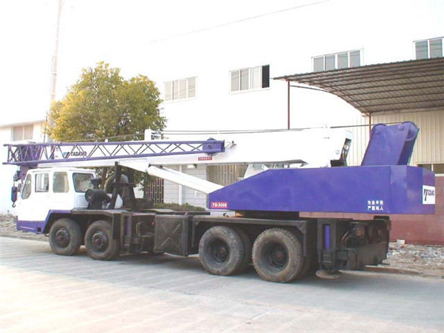 Used mobile crane 30T TG-300E tadano truck crane for sale,TADANO TG-300E truck crane