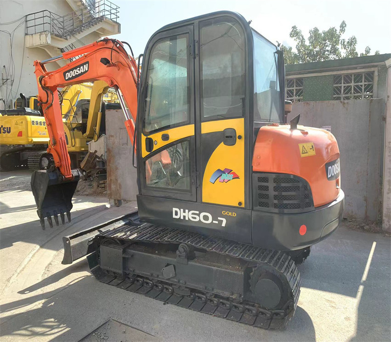 Used Mini Excavator Doosan DH55 DH60 DX55 DX60