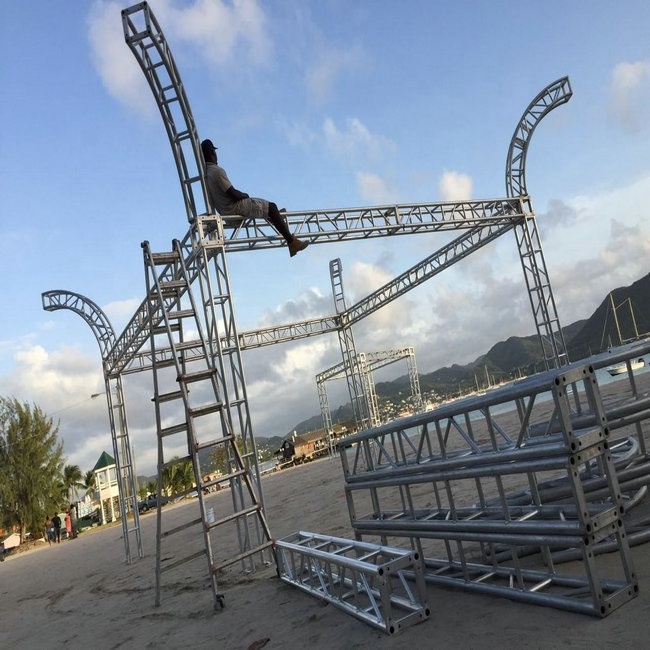 Metal box trusses aluminum concert stage roof truss for sale