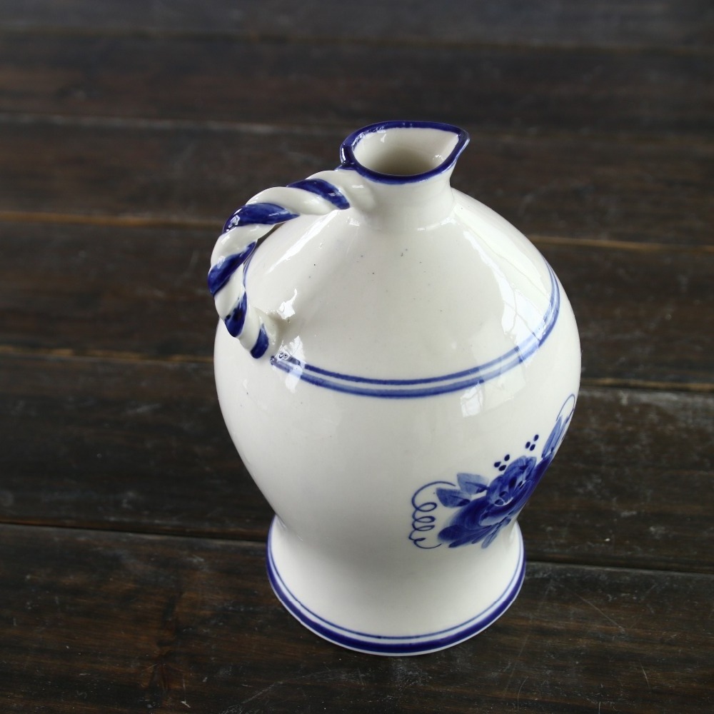 Hot sales Delft ceramic blue and white stoneware sauce seasoning wine bottle