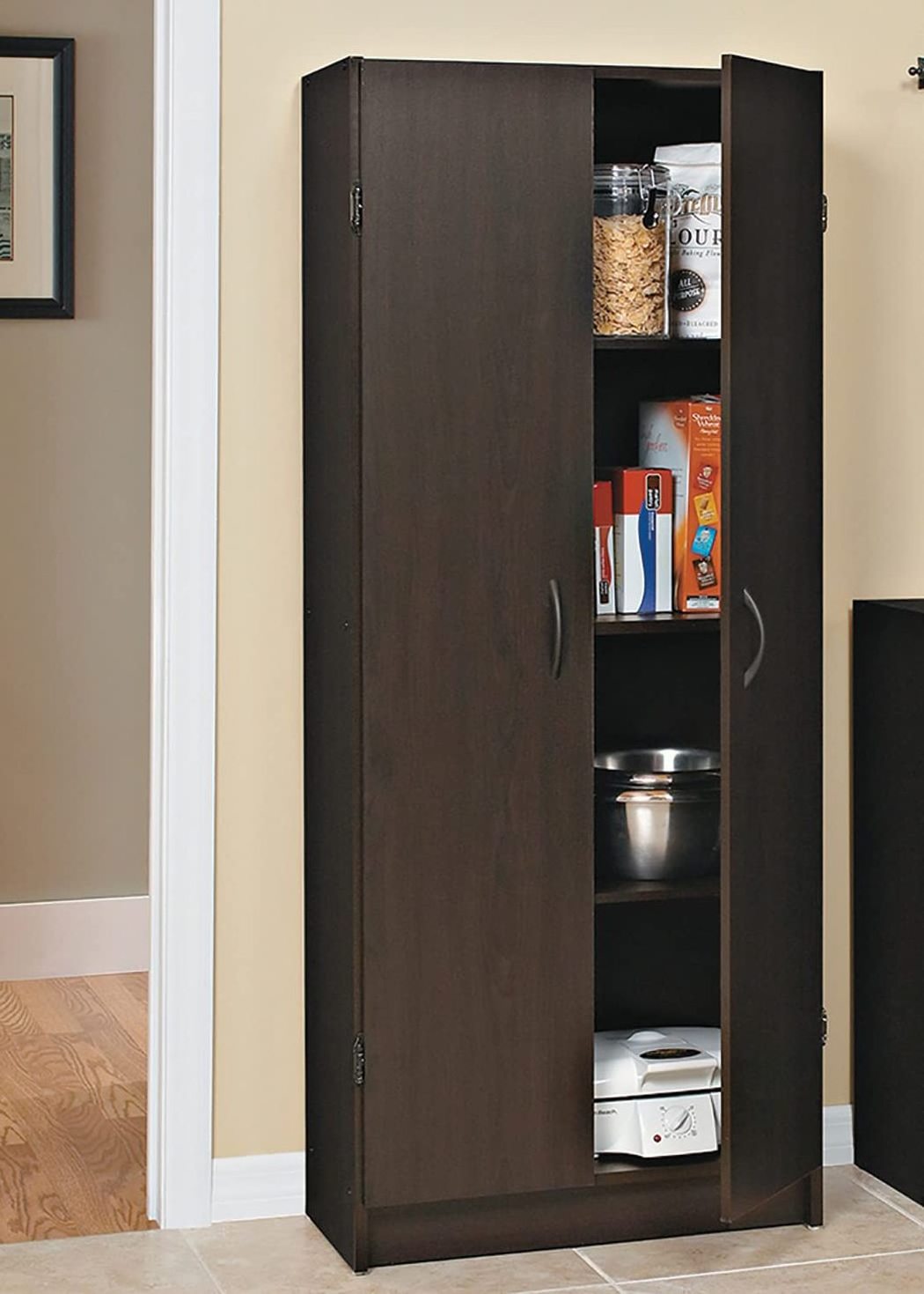 Two adjustable shelves with adjustable doors for food cabinets are suitable for kitchens or utility rooms