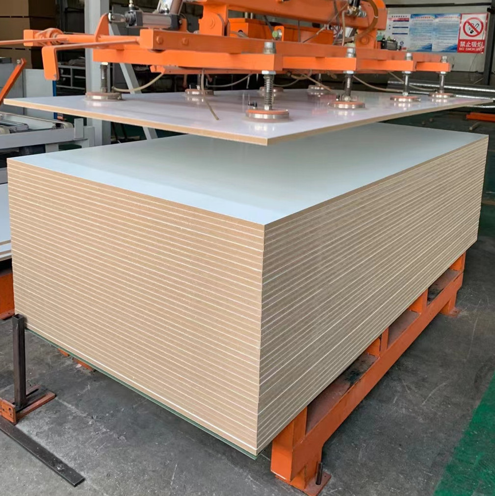 4x8 Melamine Laminated Mdf Board Wood Panels E1 Grade Melamine Faced Mdf For Furniture