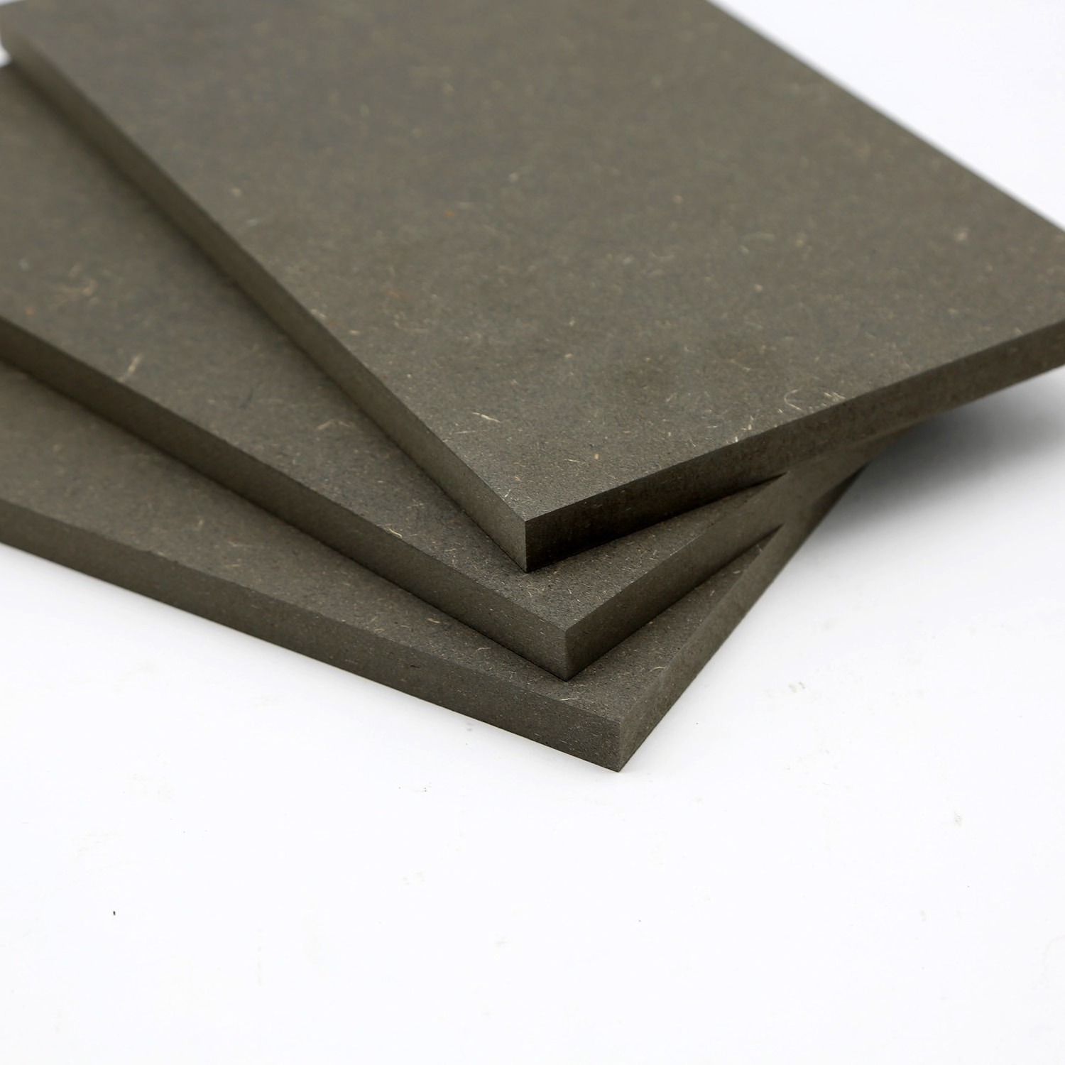 High Grade E0 E1 8mm 9mm 18mm Raw Plain Black MDF Board for Furniture Decoration from Linyi Factory