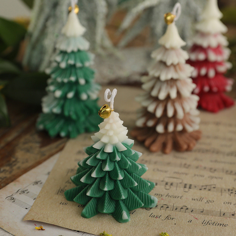 New soybean wax Christmas tree shaped candles Smokeless bulk scented candles