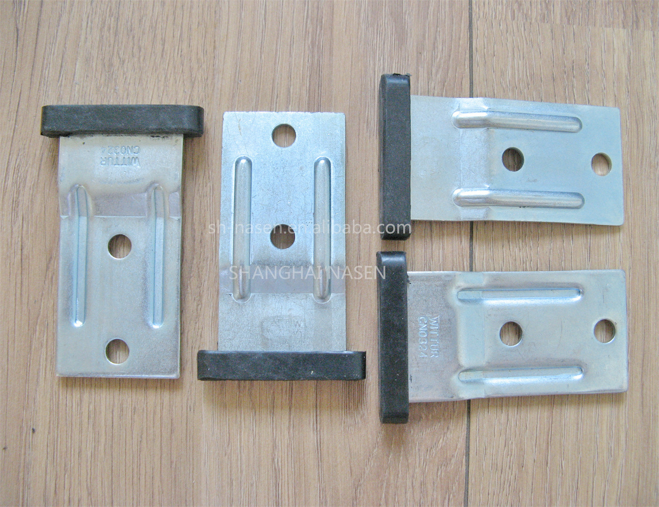 Wittur CN0324 , KONE elevator door slider CN0324