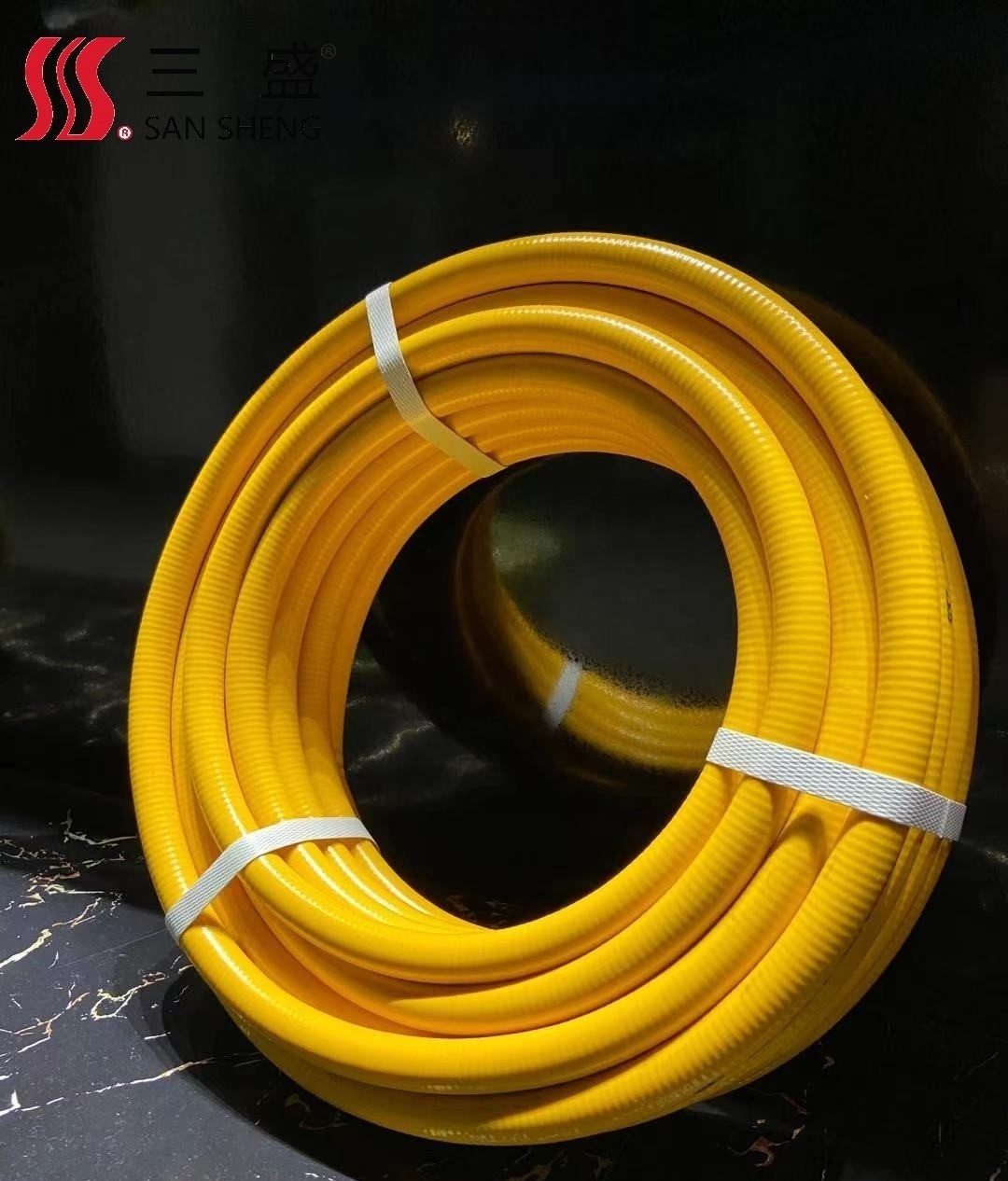 Corrugated stainless steel tubing CSST uniroll flexible hose