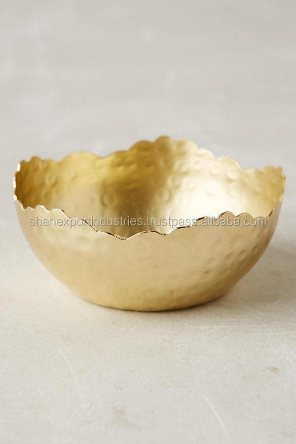 Glamorous Hammered Bowl Tea Light Candle Holder Bowl Decorated Metal Iron Votive Holder For Indoor & Outdoor Decoration